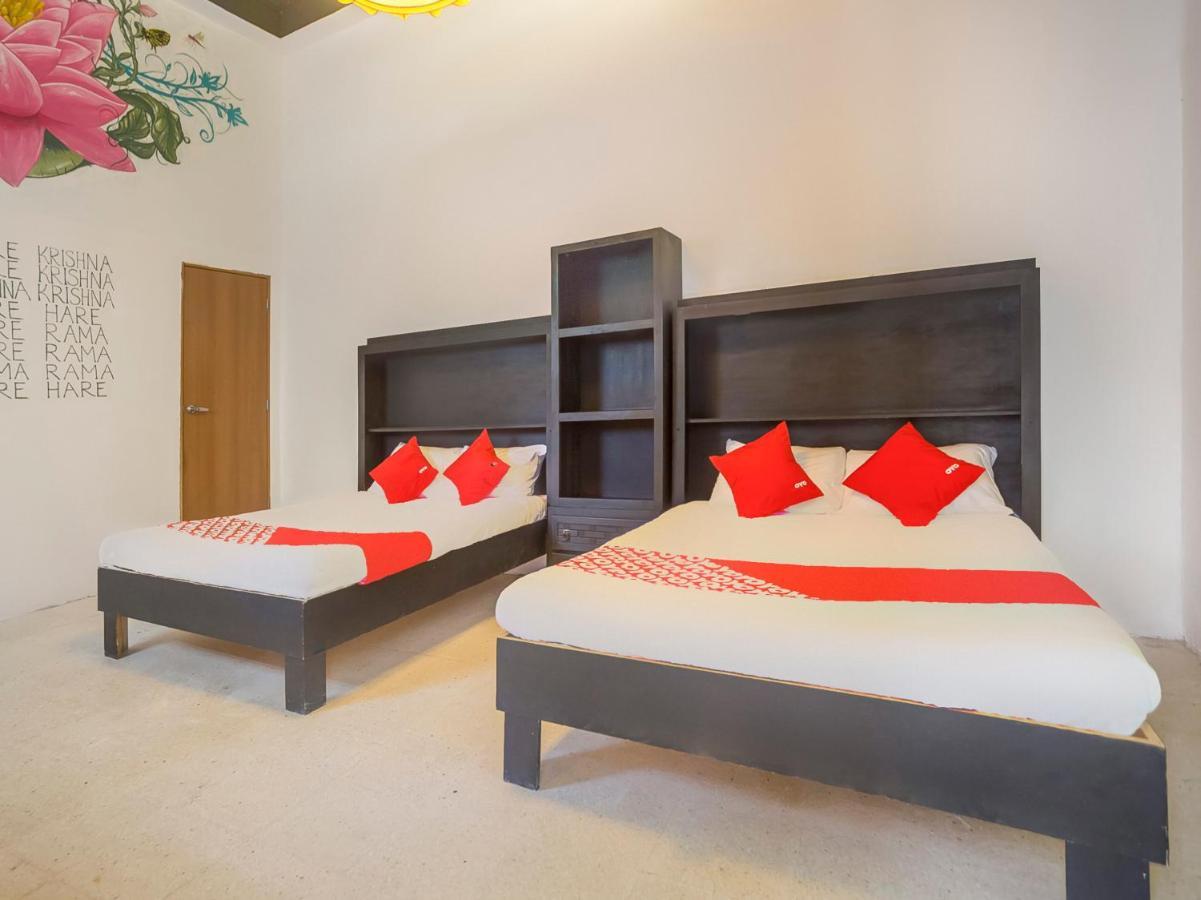 Oyo Hotel Hare Krishna Monterrey Ngoại thất bức ảnh
