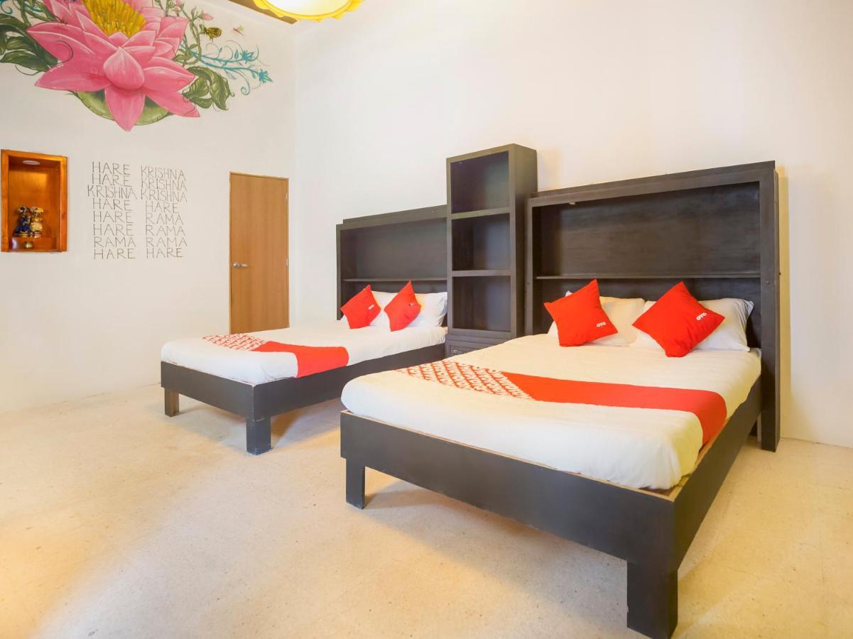 Oyo Hotel Hare Krishna Monterrey Ngoại thất bức ảnh